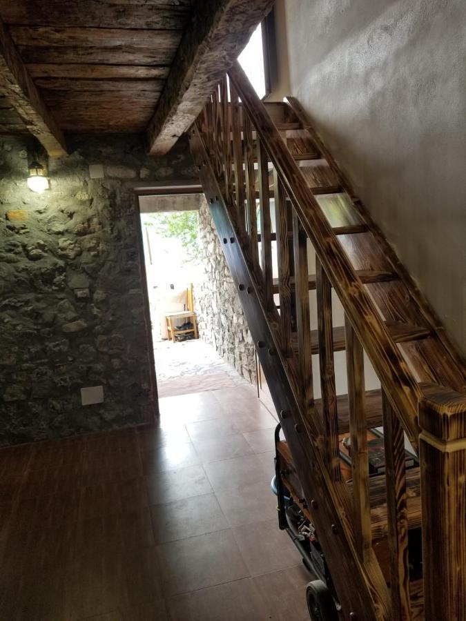 Hotel Bujtina Carku Theth Exterior foto